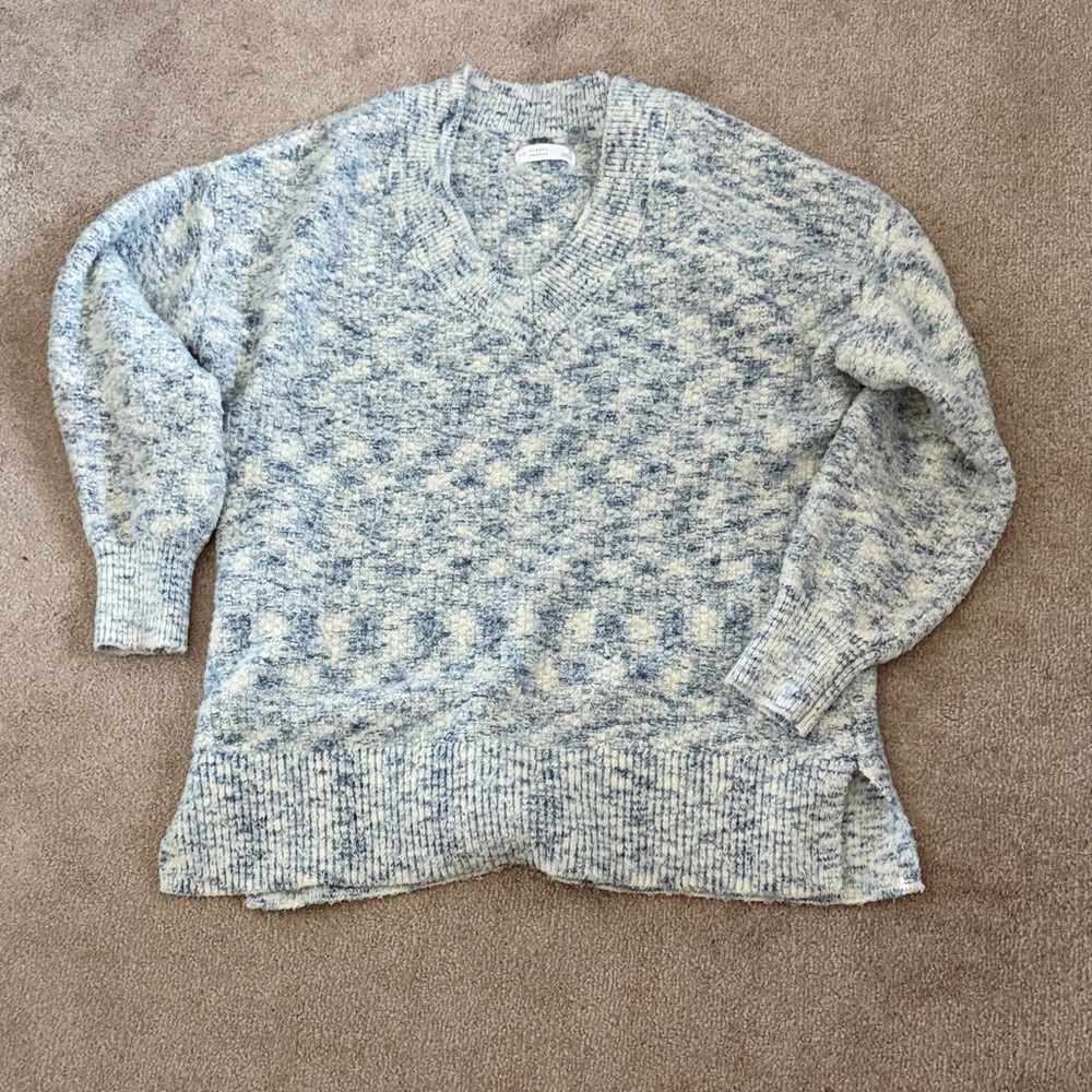 LC Lauren Conrad Light Blue & White Marled V-Neck Sweater